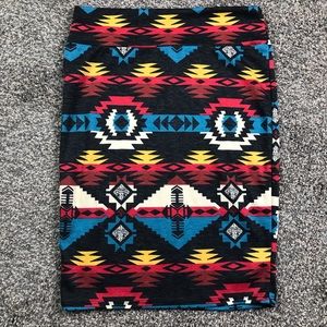 Lularoe stretchy skinny Aztec pattern skirt, sz 14